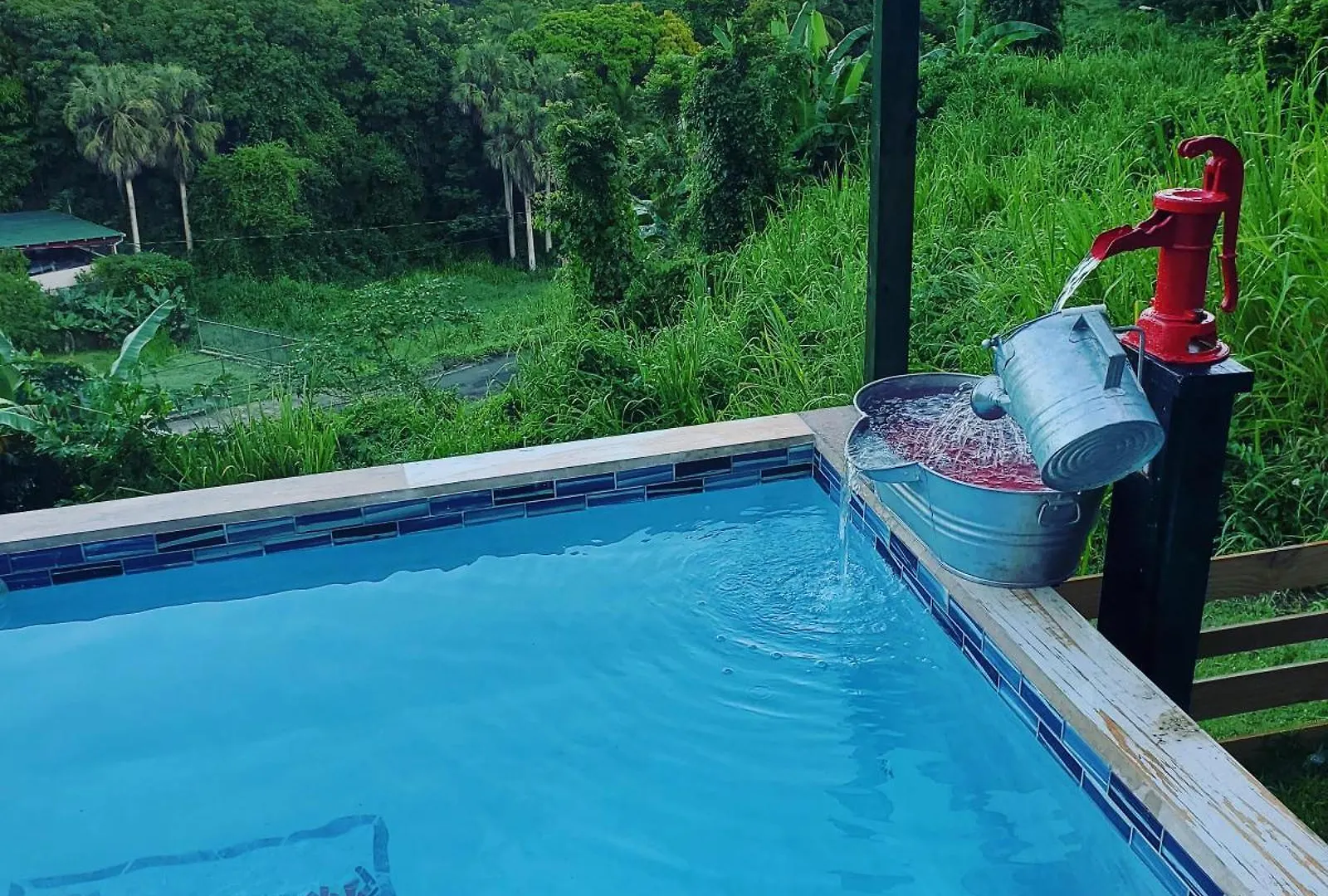 Kassa Wista Azzul: Dual-Level Apartment with Optional Pool Access Hormigueros Puerto Rico